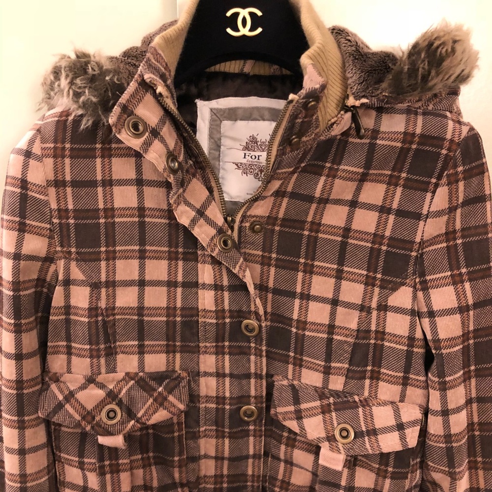 Plaid Jacket 🧥 with removable fur hoodie